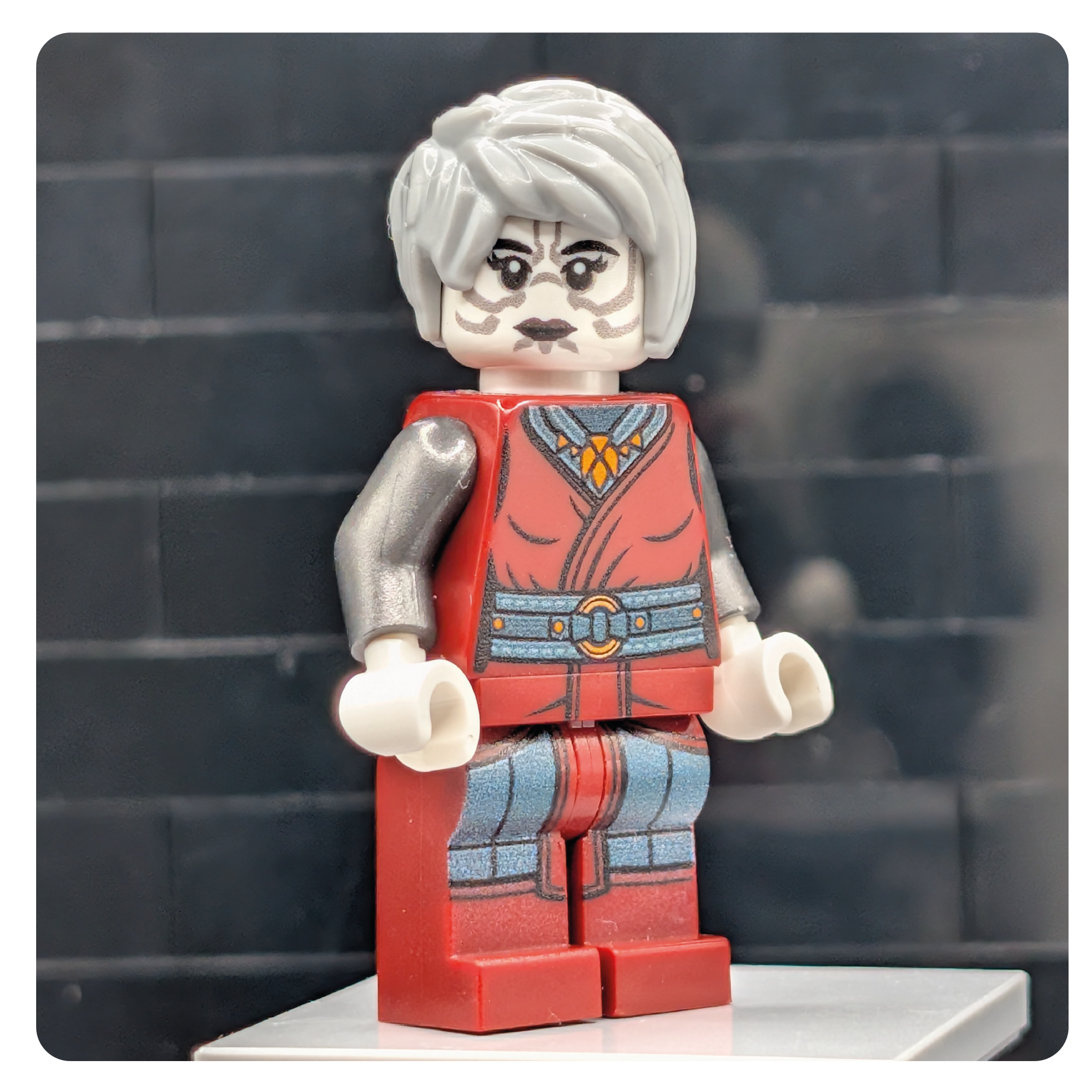 SW Customs Collectible Figure – The Last Dathomirian Witch