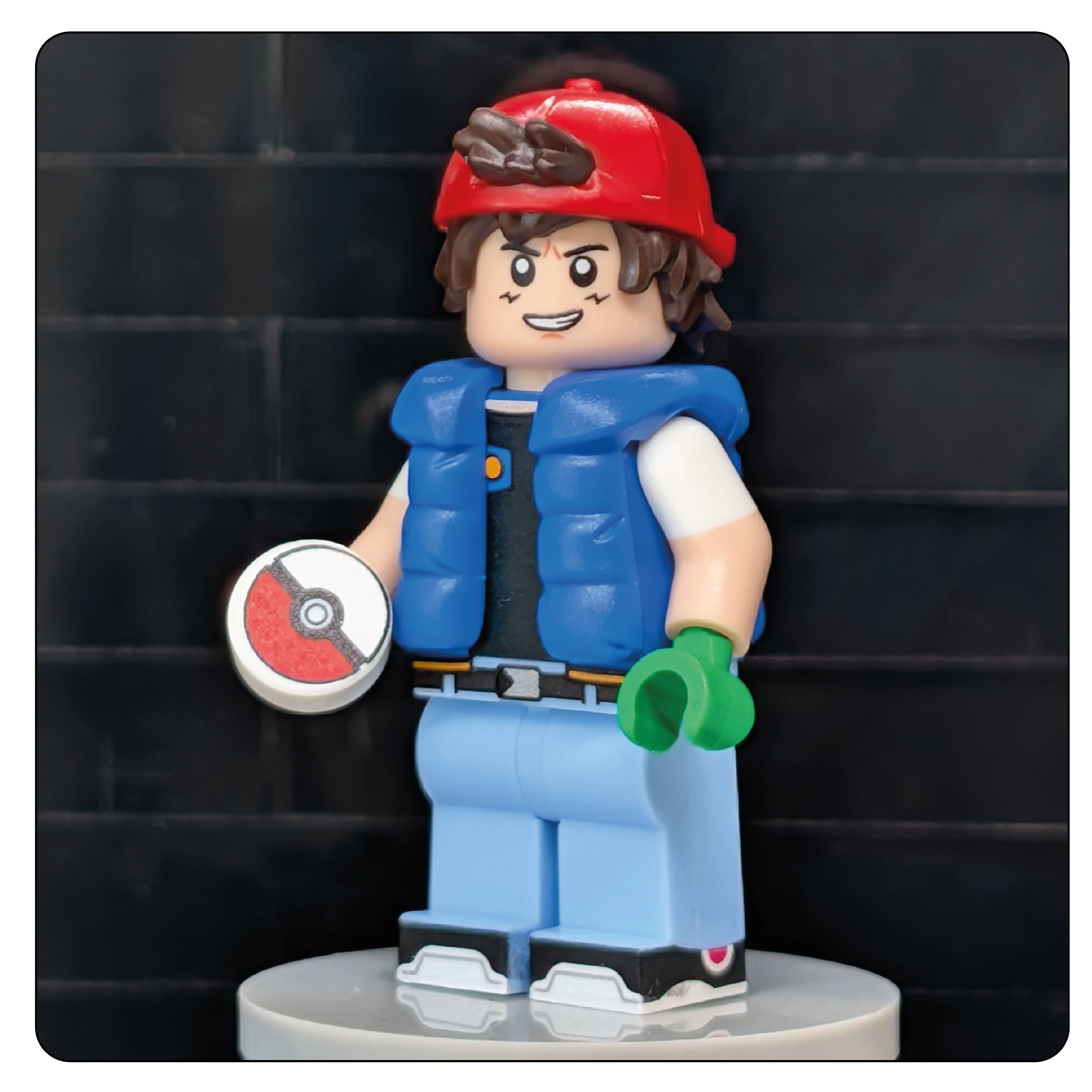 Figura coleccionable de Brickémon - El Entrenador Maestro Edición Limitada