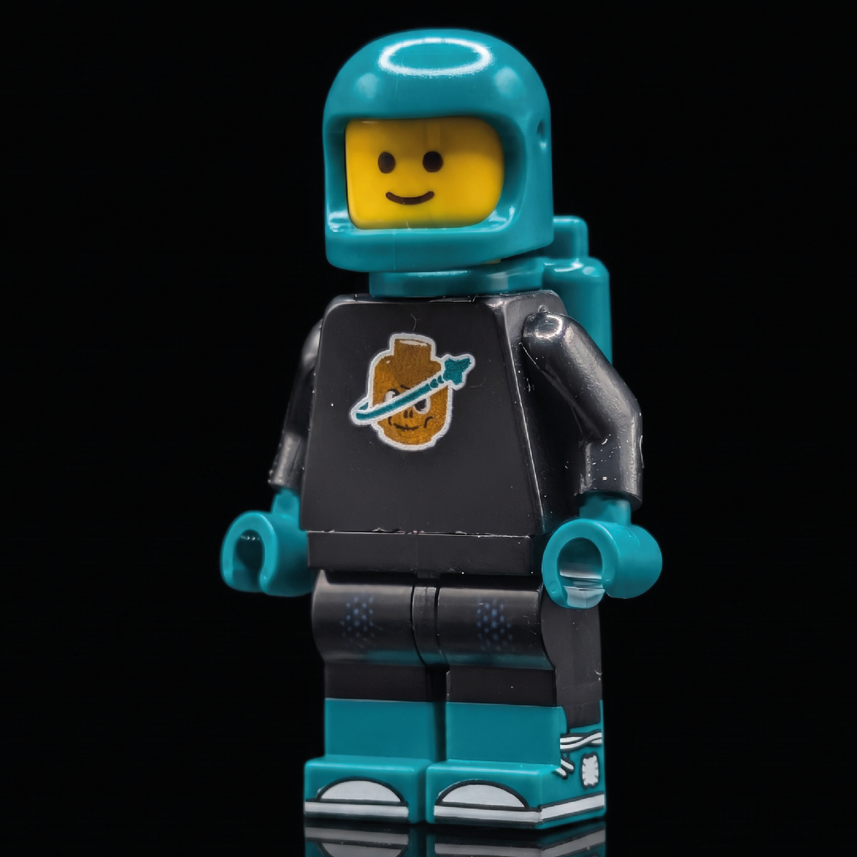 Space Collectible Figure - Classic Skull Black - Dark Turquoise 