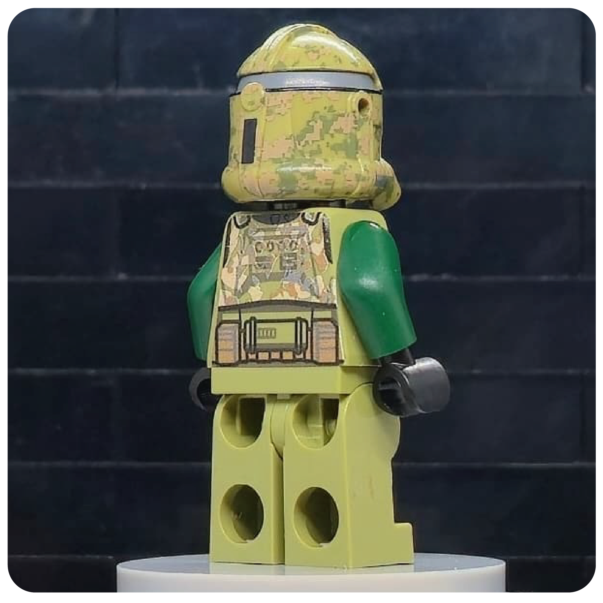 SW Customs Collectible Figure - 41st Camouflage Clone Trooper