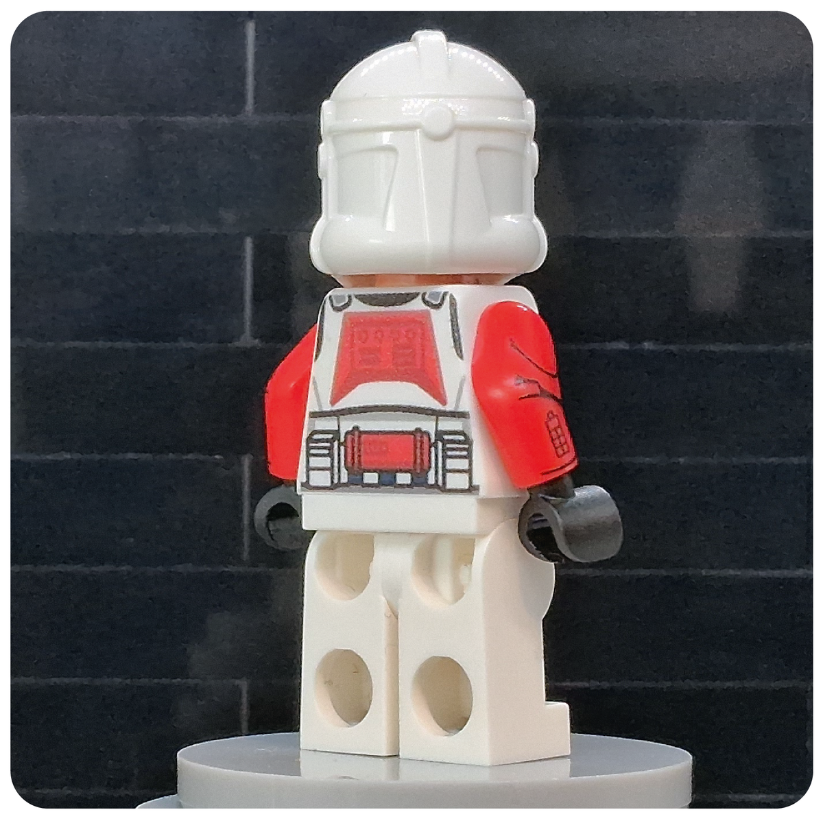 SW Customs Collectible Figure - Spidey Clone Trooper – Hall of Bricks