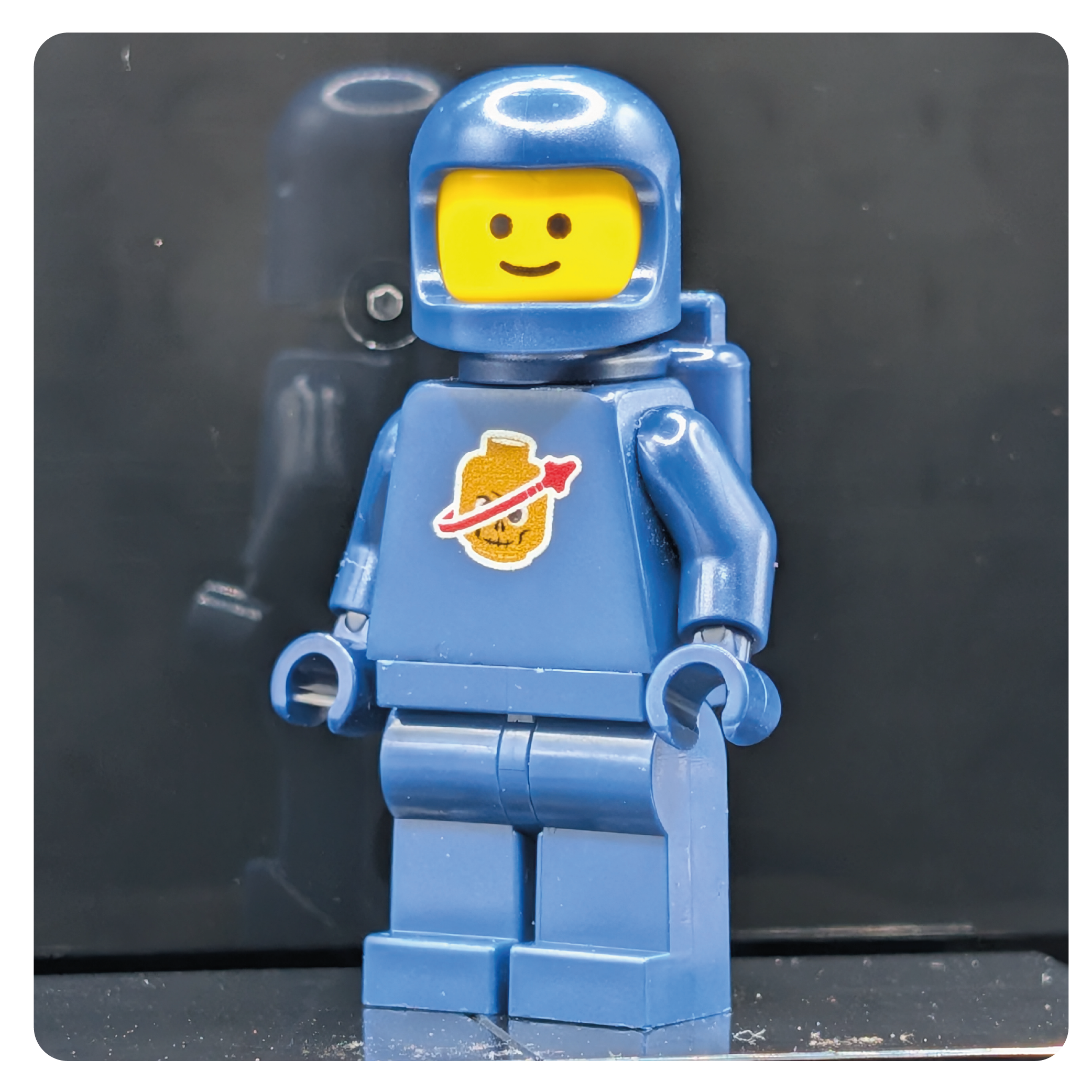 Space Collectible Figure - Classic Skull Dark Blue Edition