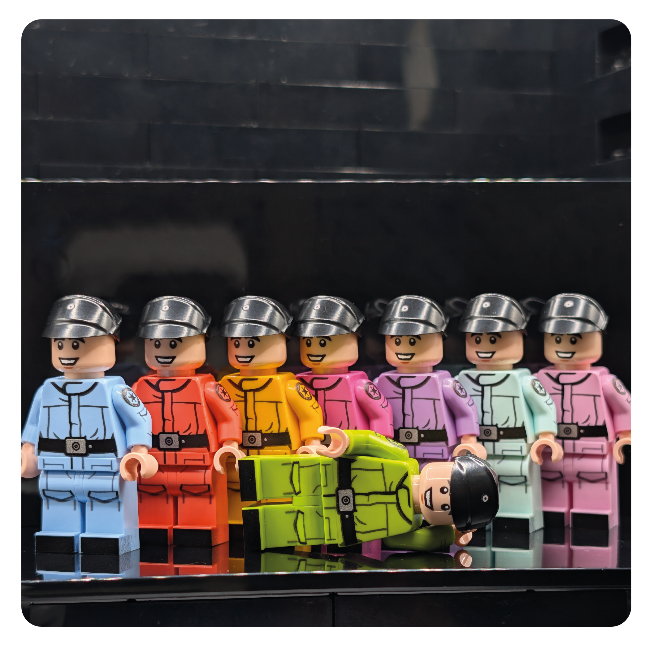 SW Customs Collectible Figure - The Colorful Crewmember