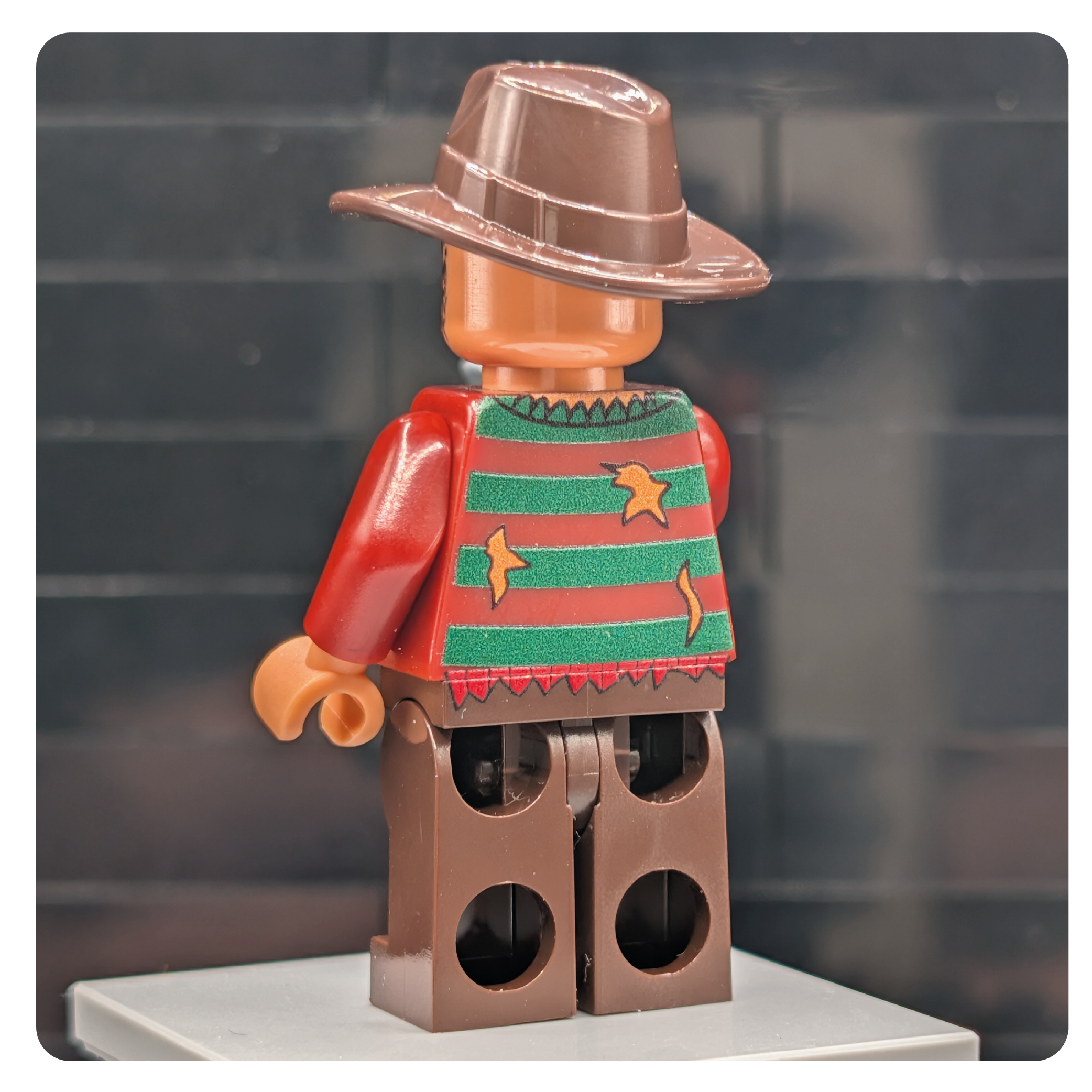 Movie Customs Collectible Figure - The Nightmare Stalker