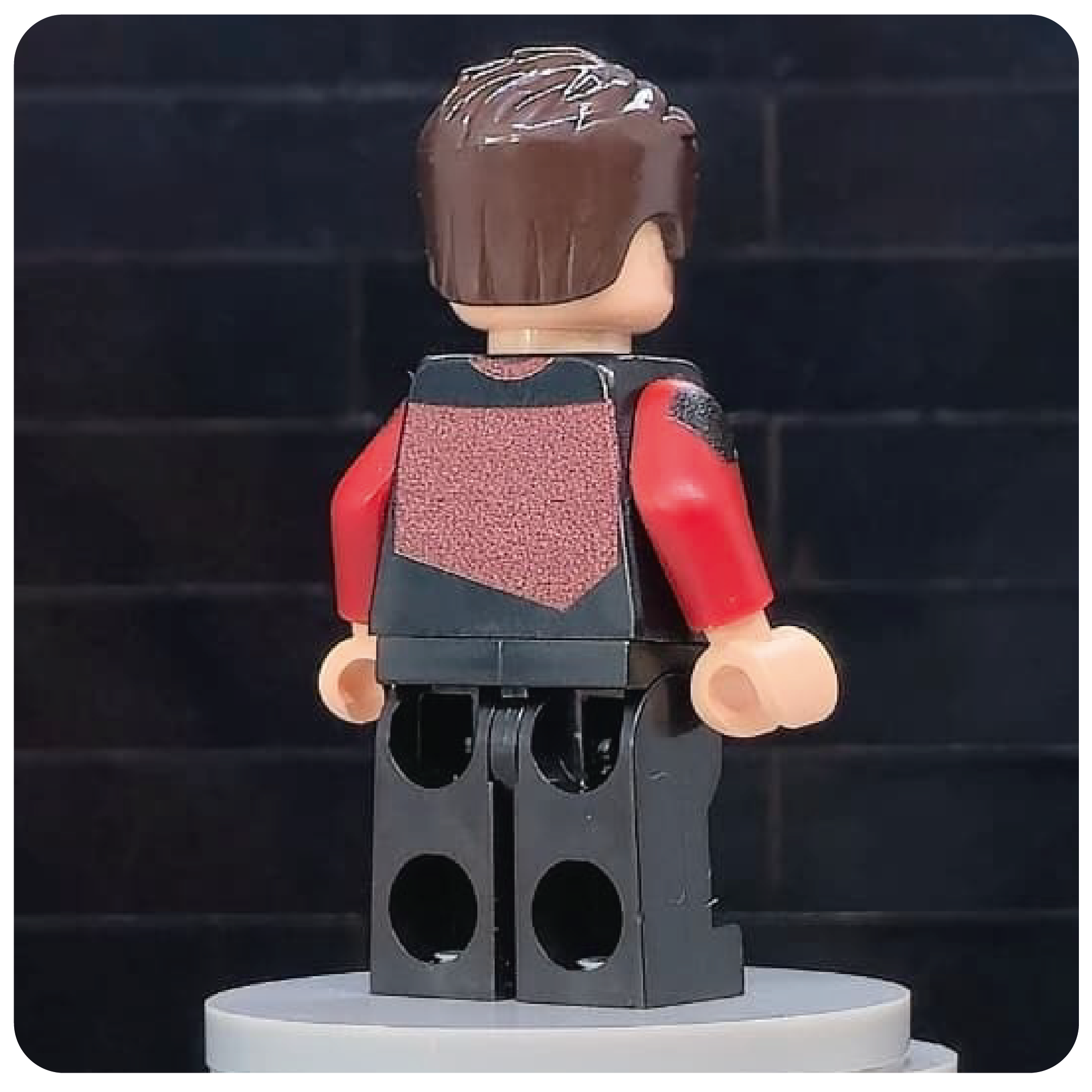 Cosmic Fleet – Collectible Figure - Tactical First Officer