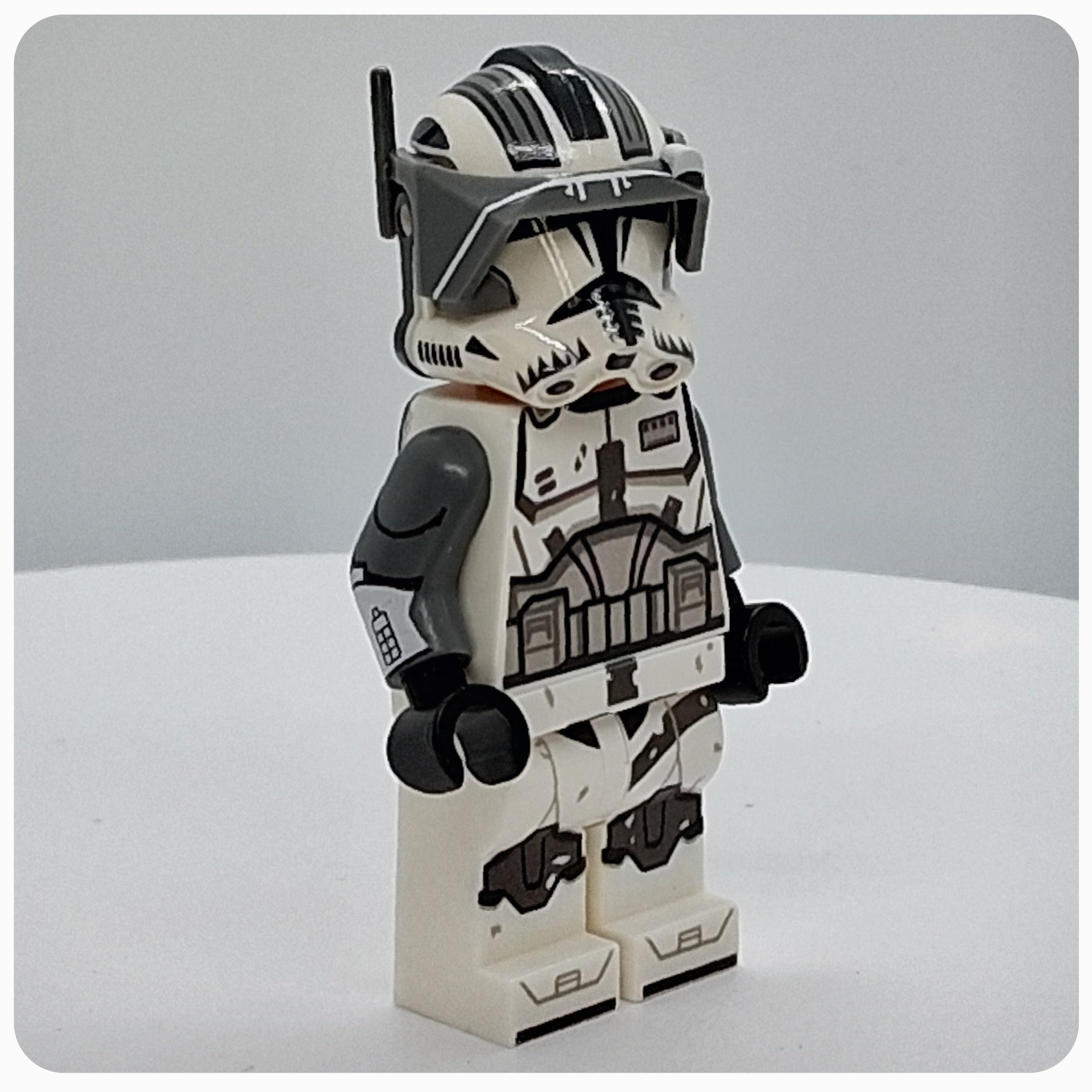 SW Customs Imperial Commander Cody Minifigure