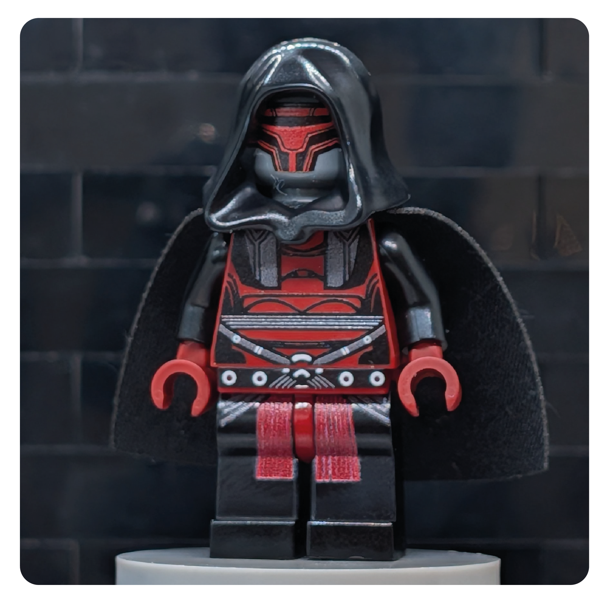 SW Customs Collectible Figure – The Prodigal Knight