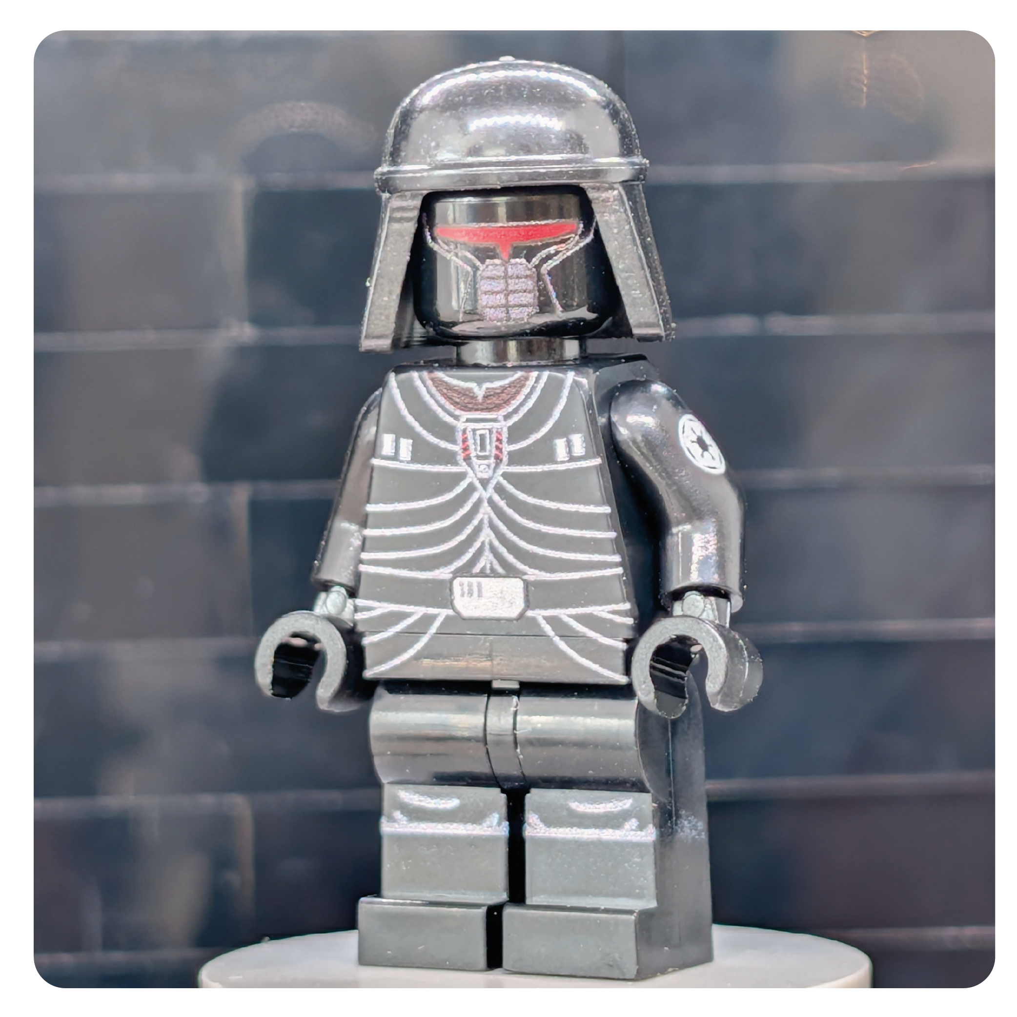 SW Customs Collectible Figure – The Rogue Hunter (Inquisitor Legacy)