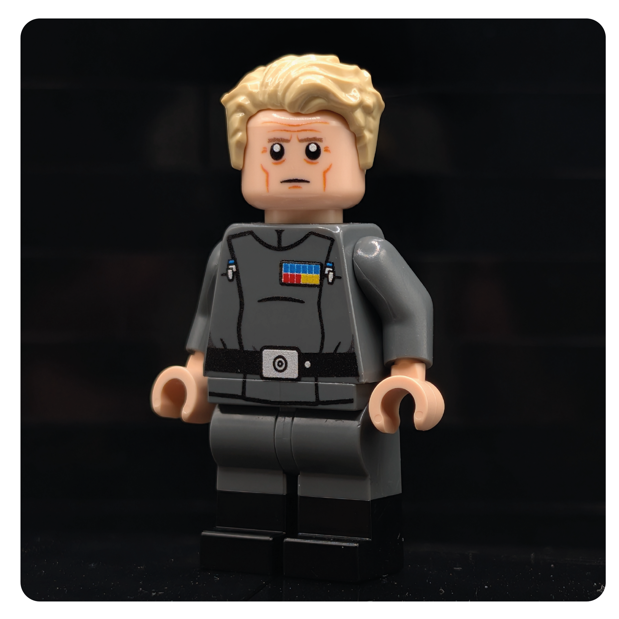 Minifigura de Moff Isdain de SW Customs