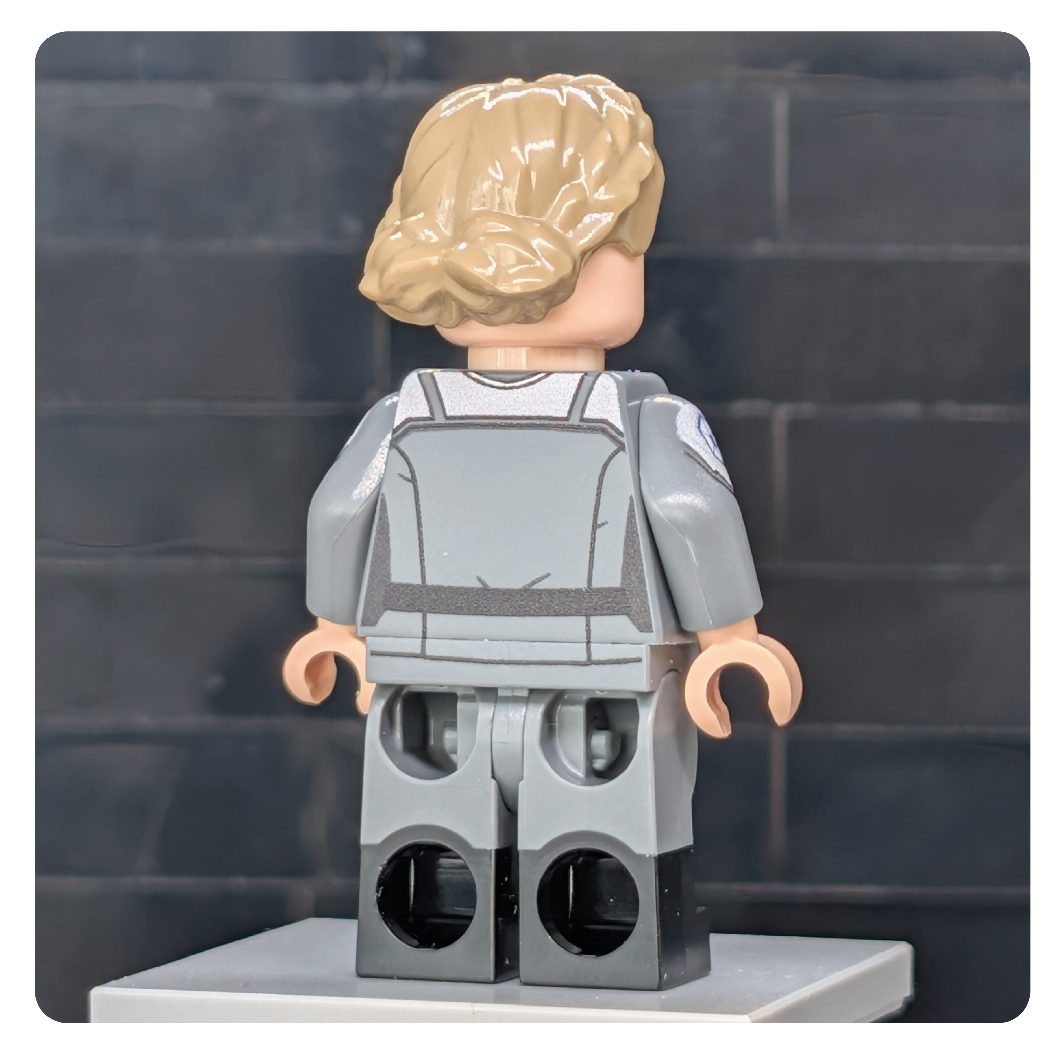 SW Customs Collectible Figure - CIS Navy Officer Female